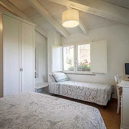 Bed & Breakfast Sanctuary Armony